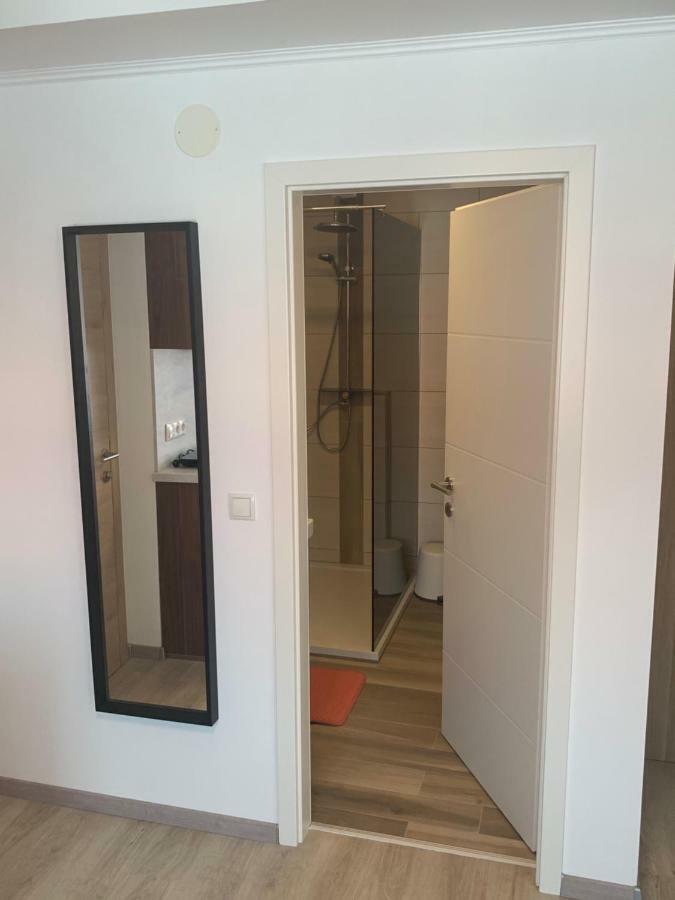 Ferienwohnungen Zum Briefmarkenhaus Mörbisch am See Esterno foto